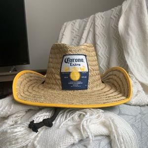 Straw Hat (price negotiable)